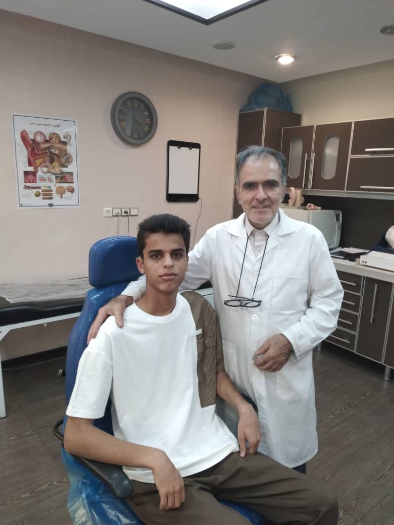 فرزندان دکتر محمد اجل لوئیان
